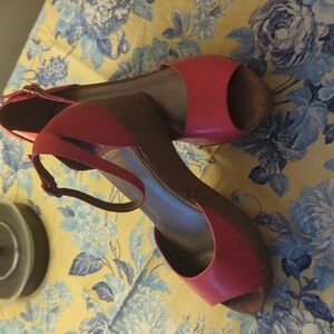 Used Fergalicious Sandals